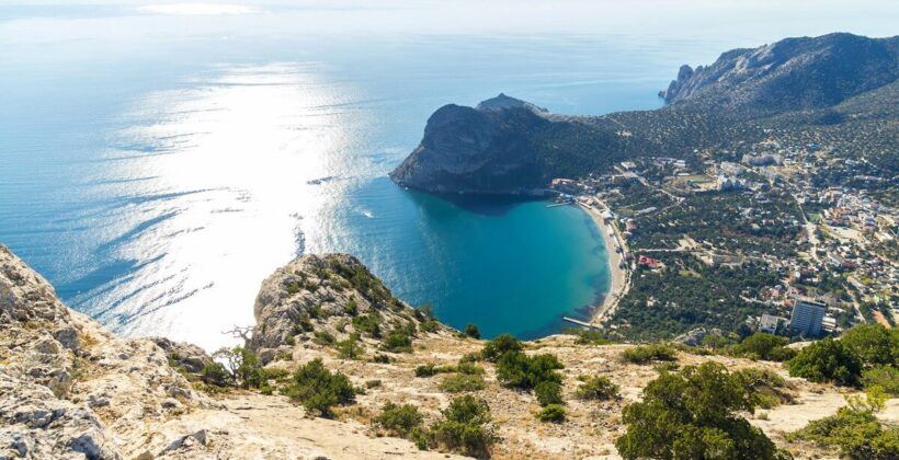 Такси аэропорта Симферополя Новый свет и обратно вместе с Black Sea.