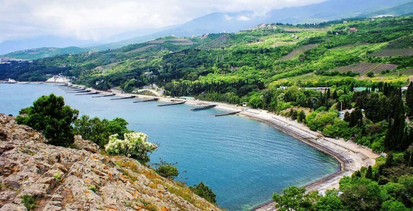 Такси из аэропорта Симферополя в Партенит от 1580 руб.