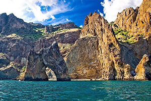 Такси из аэропорта и Ж/Д вокзала Симферополя по Крыму.