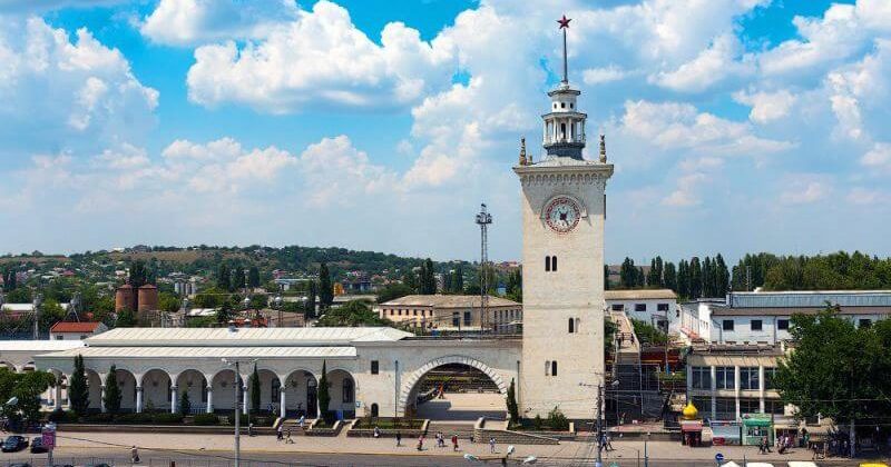 Такси из ЖД вокзала Симферополя по Крыму.